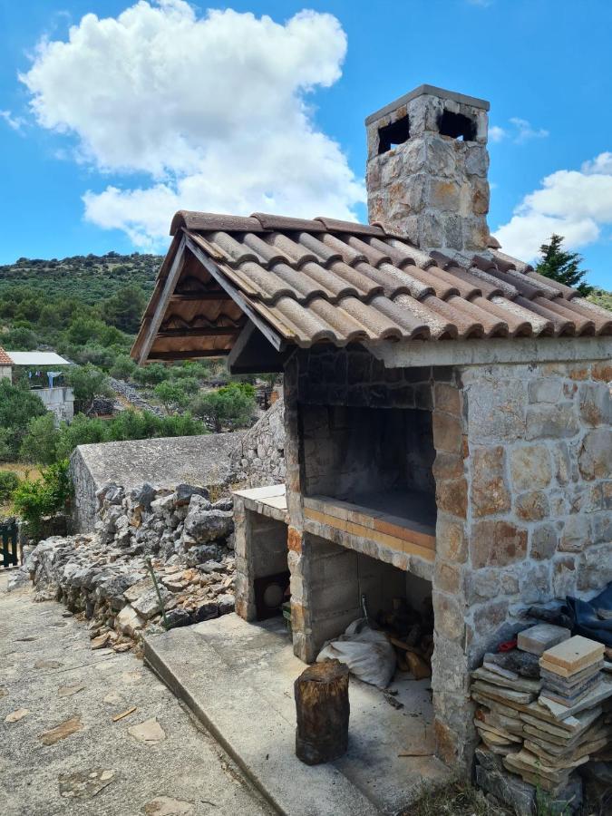 Villa Kuca Za Odmor Buba, Otok Zut Pristanisce Exterior foto