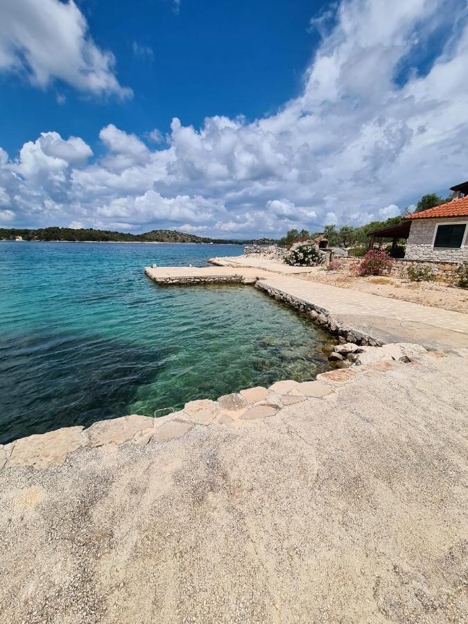 Villa Kuca Za Odmor Buba, Otok Zut Pristanisce Exterior foto